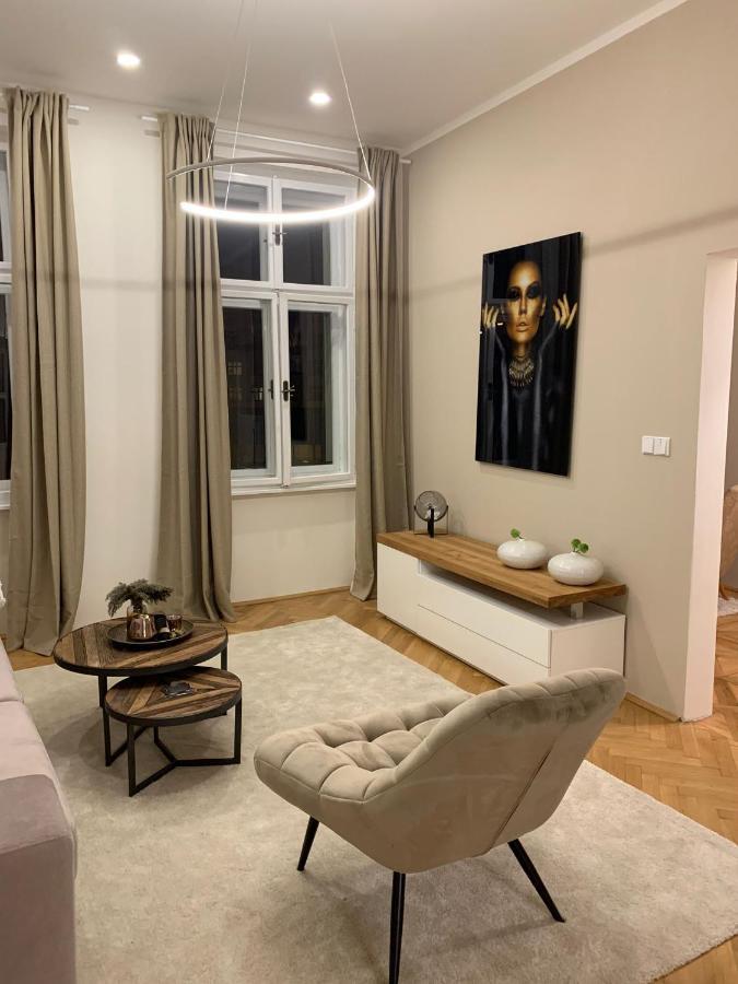 Апартаменты Bella Vista Collonade Карловы Вары Экстерьер фото