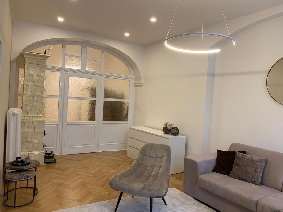 Апартаменты Bella Vista Collonade Карловы Вары Экстерьер фото